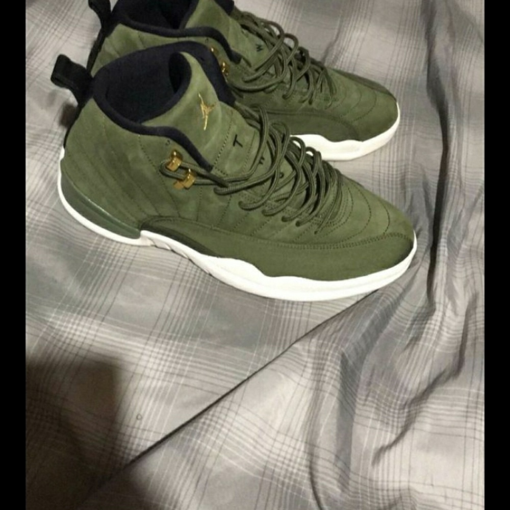 Jordans - Picture 3 of 4